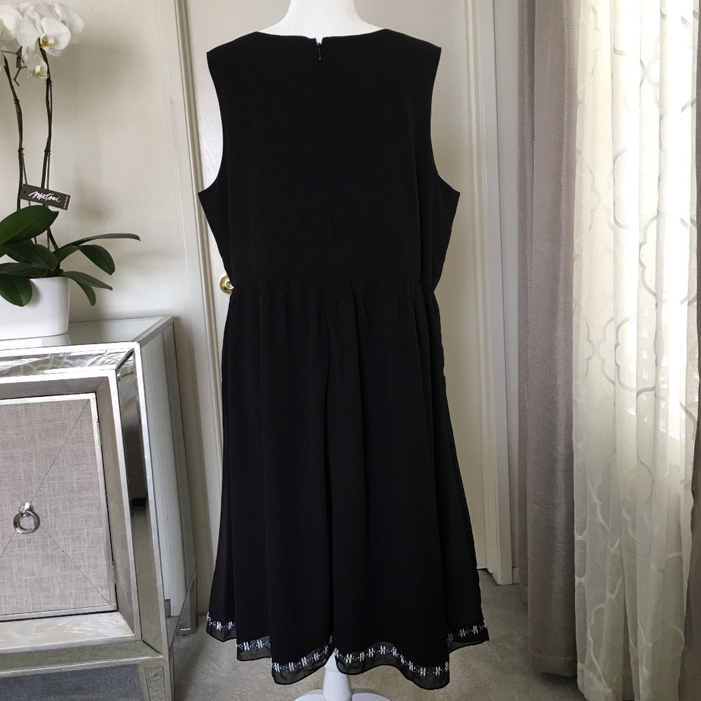 NWOT Modcloth Geode embroidered sleeveless dress - Picture 4 of 7